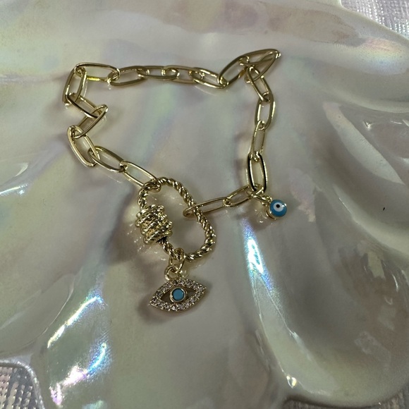 New gold plated evil eye bracelet - Picture 3 of 4